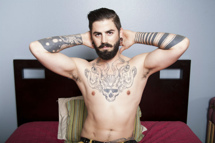 720px x 480px - Uncut Hipster - Gay - Gabe is a tatted Spanish hipster with ...