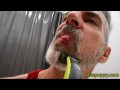 Giant Teaches You Shaving Richard Lennox