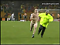 ManSurfer Naked man runs from security