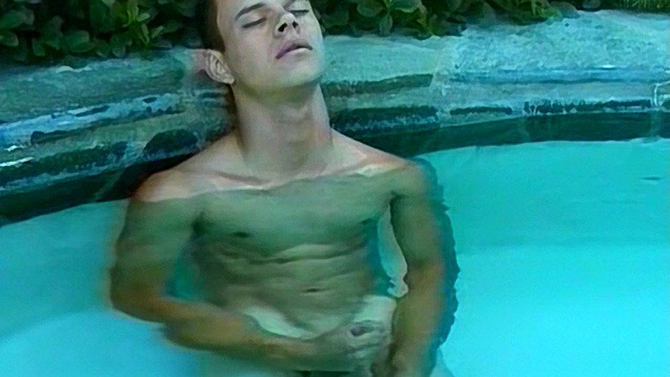 ManSurfer Stroking Cock In The Pool