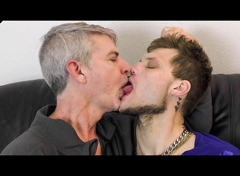 Жетілген порно